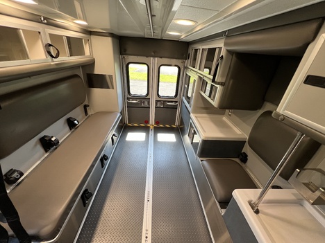 REMOUNTED 2023 FORD F350 TYPE I AMBULANCE TRUCK #$vid