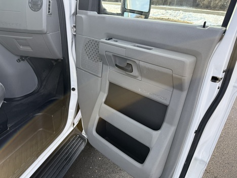 USED 2013 FORD E350 TYPE II AMBULANCE TRUCK #$vid