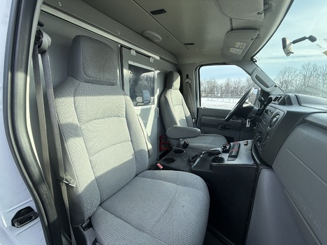 USED 2013 FORD E350 TYPE II AMBULANCE TRUCK #$vid