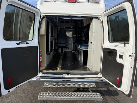 USED 2013 FORD E350 TYPE II AMBULANCE TRUCK #$vid