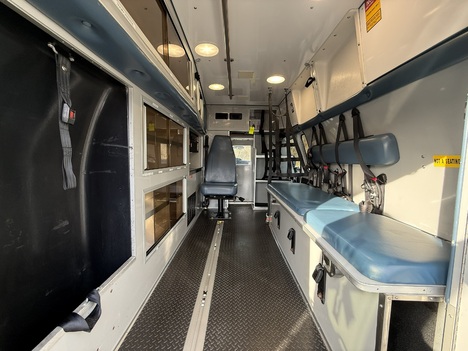 USED 2013 FORD E350 TYPE II AMBULANCE TRUCK #$vid