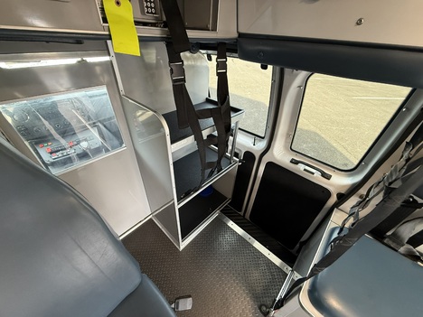 USED 2013 FORD E350 TYPE II AMBULANCE TRUCK #$vid