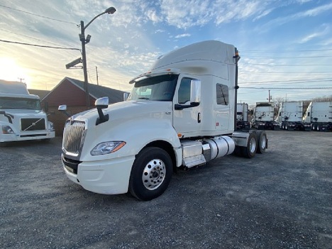 2018 INTERNATIONAL LT Tandem Axle Sleeper