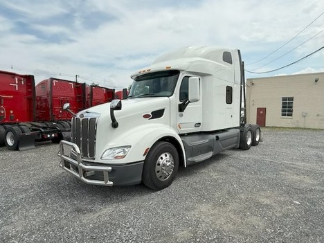 2021 PETERBILT 579 Tandem Axle Sleeper