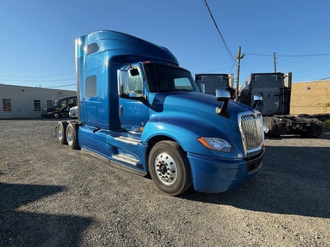 2020 INTERNATIONAL LT Tandem Axle Sleeper #1349