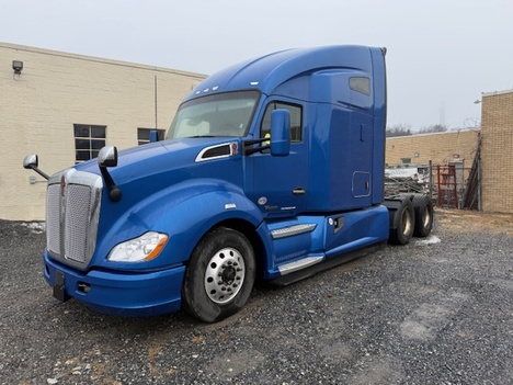 2021 KENWORTH T680 Tandem Axle Sleeper