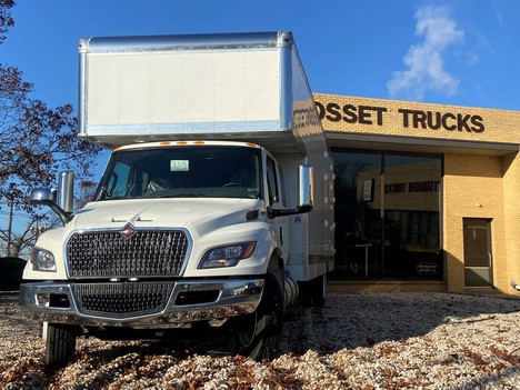 2025 INTERNATIONAL MV Moving Truck #1039