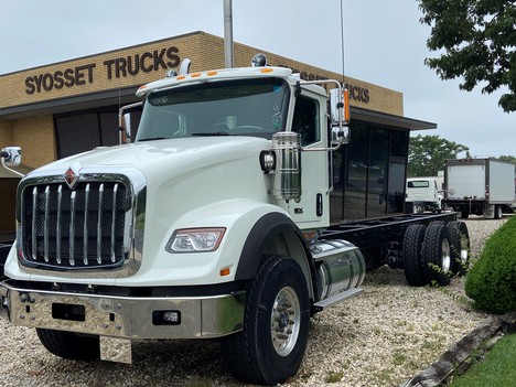 NEW INTERNATIONAL HX TANDEM AXLE CAB OVER DAYCAB TRUCK #1055-2 NEW INTERNATIONAL HX TANDEM AXLE CAB OVER DAYCAB TRUCK #1055-2