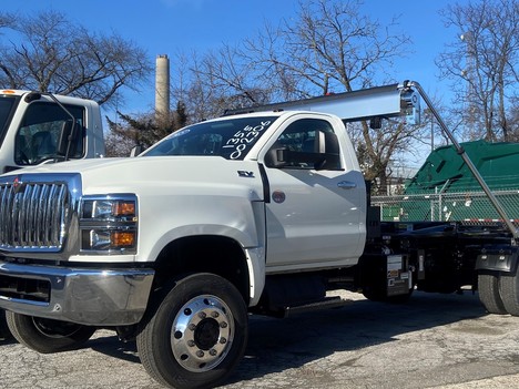  INTERNATIONAL CV Hooklift Truck #1057