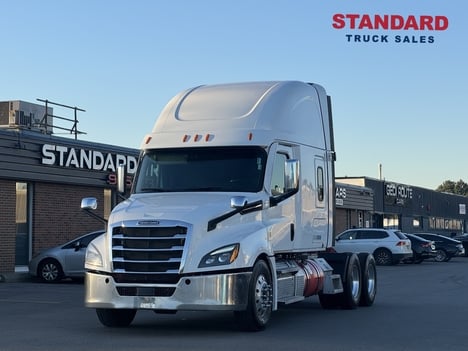 2021 FREIGHTLINER CASCADIA Single Axle Sleeper #1348