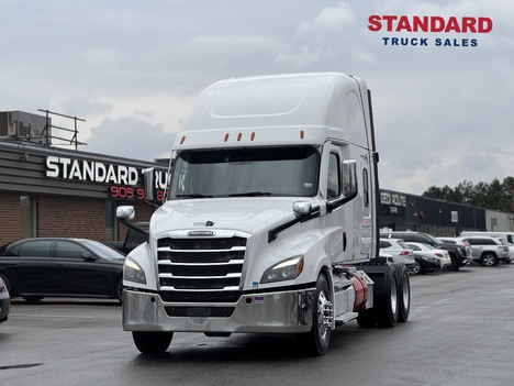 2021 FREIGHTLINER CASCADIA Single Axle Sleeper #1351