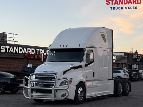 2019 FREIGHTLINER CASCADIA Single Axle Sleeper #1382