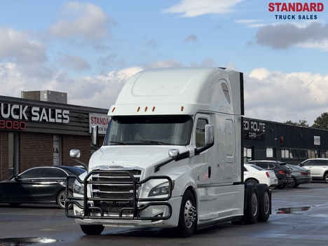 2019 FREIGHTLINER CASCADIA Single Axle Sleeper #1388