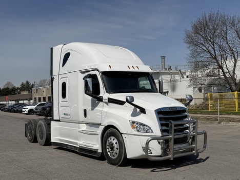 2022 FREIGHTLINER Cascadia Single Axle Sleeper #1454