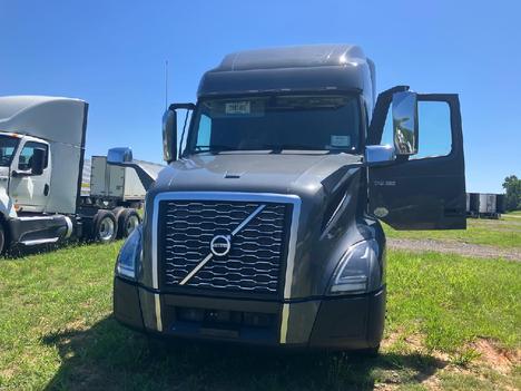 2022-volvo-760-single-axle-sleeper #1470