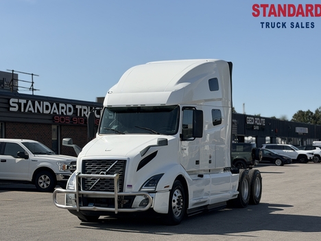 2019 VOLVO VNL 760 Tandem Axle Sleeper #1482