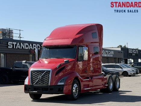 2020 VOLVO VNL 760 Tandem Axle Sleeper #1485
