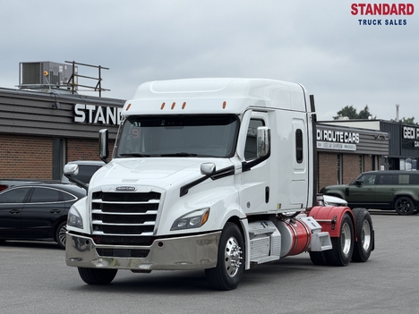 2021 FREIGHTLINER Cascadia Single Axle Sleeper #1496