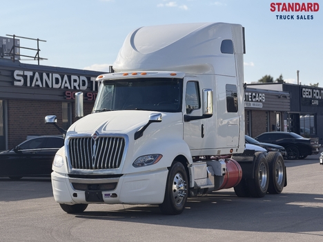 2022 INTERNATIONAL LT625 Tandem Axle Sleeper #1544