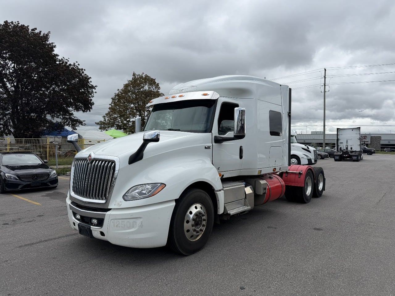 2022 INTERNATIONAL LT625 Tandem Axle Sleeper #1 2022 INTERNATIONAL LT625 Tandem Axle Sleeper #1