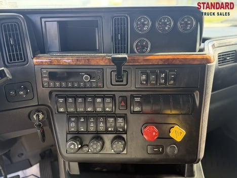https://www.imanpro.net/pub/co/standard/photo/1547/TH_13.jpg?20260828220007