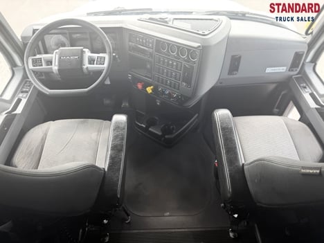 https://www.imanpro.net/pub/co/standard/photo/1548/TH_14.jpg?20260901163331