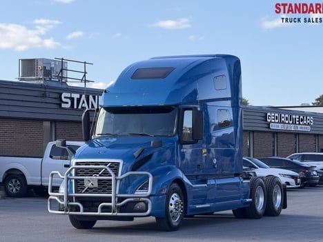 2023 VOLVO 760 Tandem Axle Sleeper #1569 2023 VOLVO 760 Tandem Axle Sleeper #1569