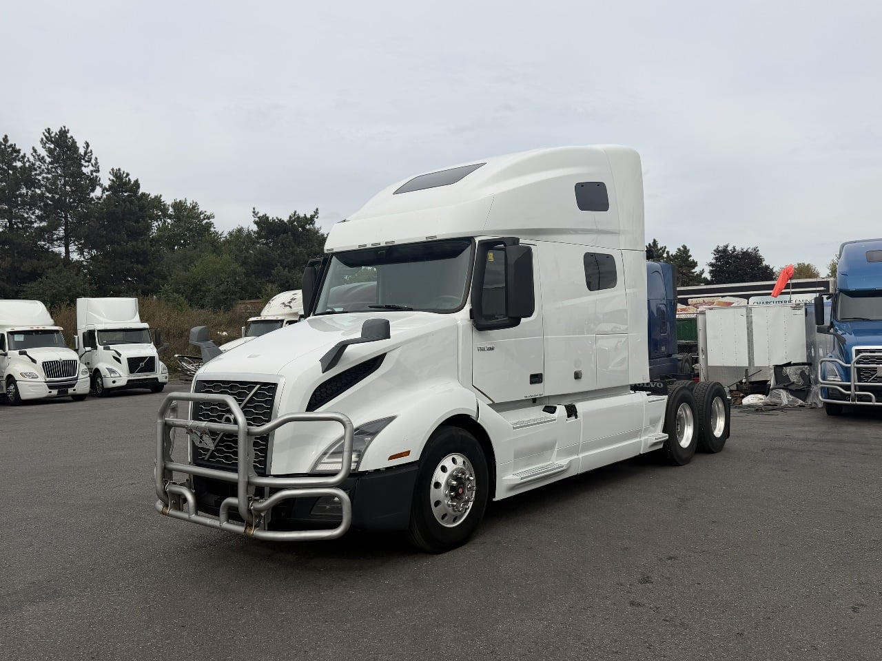 2019 VOLVO 760 Tandem Axle Sleeper #1 2019 VOLVO 760 Tandem Axle Sleeper #1