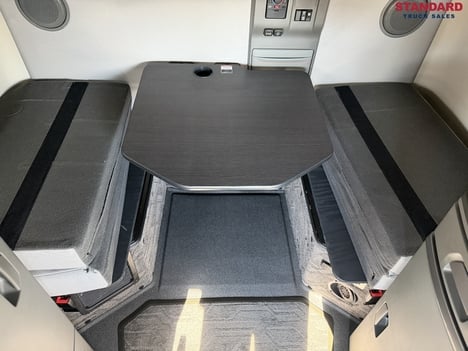 https://www.imanpro.net/pub/co/standard/photo/1588/TH_14.jpg?20260929211001