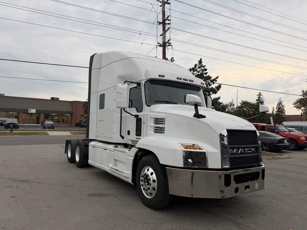 2022 MACK ANTHEM Tandem Axle Sleeper #1 2022 MACK ANTHEM Tandem Axle Sleeper #1