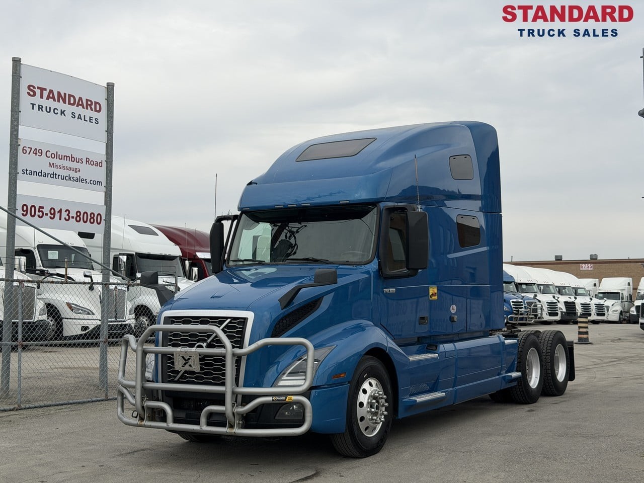 2023 VOLVO VVN Tandem Axle Sleeper #1 2023 VOLVO VVN Tandem Axle Sleeper #1