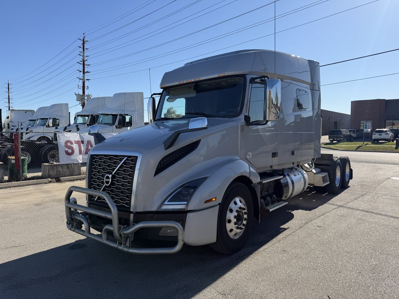 2020 VOLVO 740 Tandem Axle Sleeper #1 2020 VOLVO 740 Tandem Axle Sleeper #1