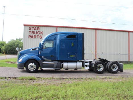 2020 KENWORTH T680 Tandem Axle Sleeper #1207 2020 KENWORTH T680 Tandem Axle Sleeper #1207