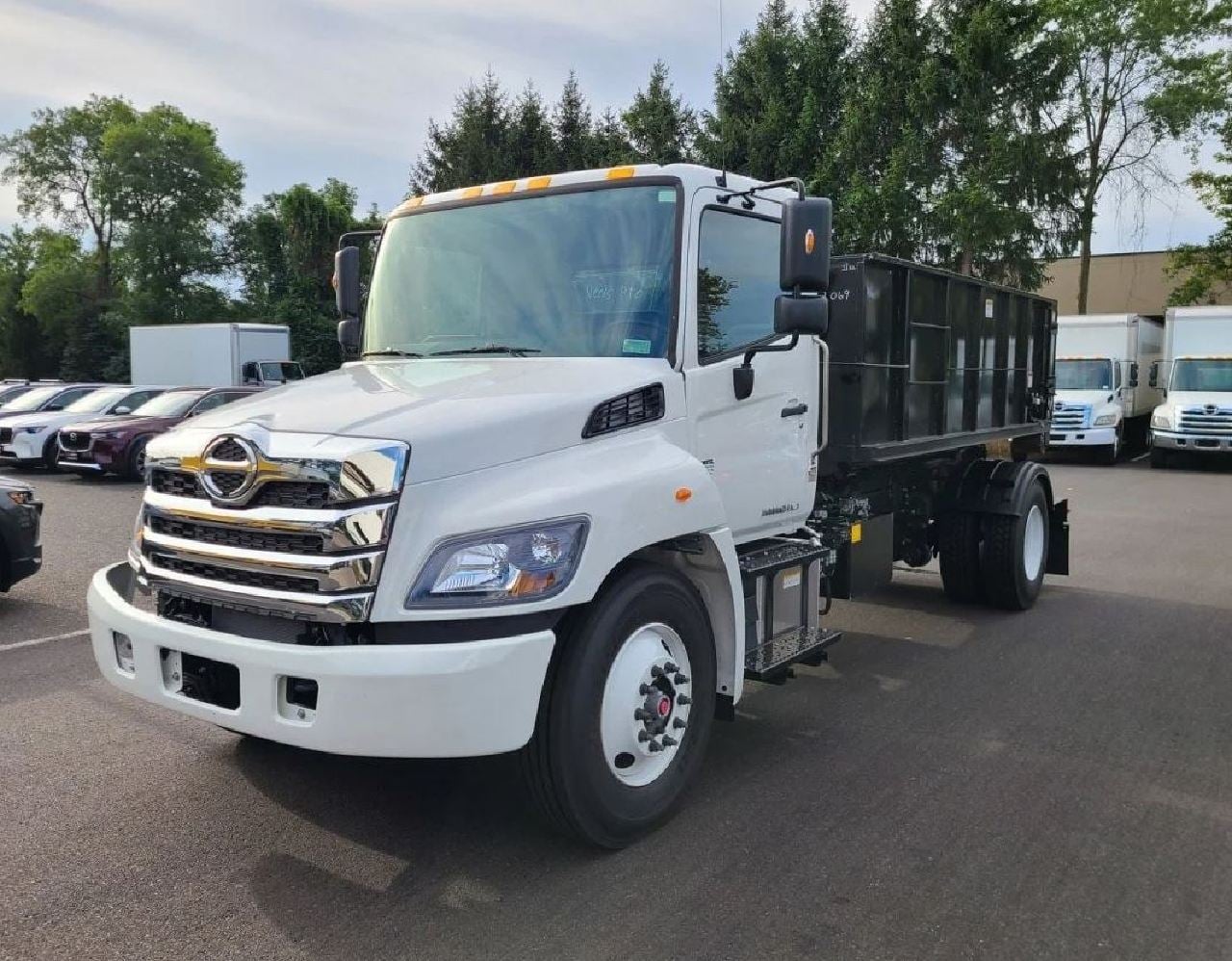 NEW 2025 HINO L7 HOOKLIFT TRUCK #1456 NEW 2025 HINO L7 HOOKLIFT TRUCK #1456