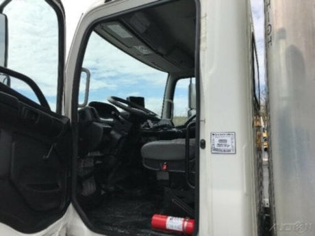 USED 2015 HINO 268 BOX VAN TRUCK #210-4 USED 2015 HINO 268 BOX VAN TRUCK #210-4