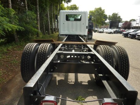 USED 2019 HINO 338 HOOKLIFT TRUCK #227-3 USED 2019 HINO 338 HOOKLIFT TRUCK #227-3