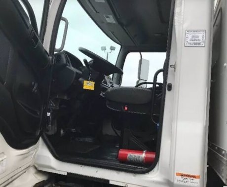 USED 2016 HINO 258/268 BOX VAN TRUCK #316-4 USED 2016 HINO 258/268 BOX VAN TRUCK #316-4