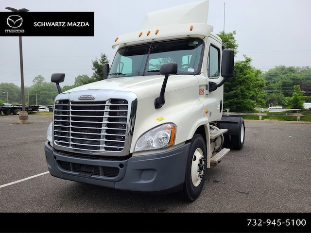 USED 2017 FREIGHTLINER CASCADIA 12542ST DAYCAB TRUCK #583
