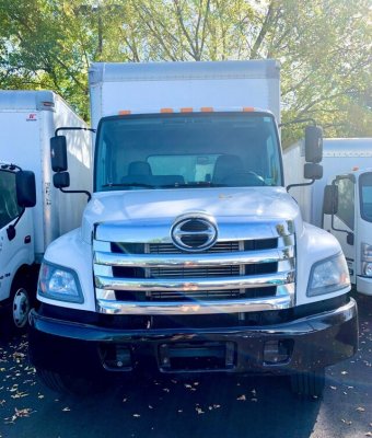 USED 2015 HINO 258/268 BOX VAN TRUCK #651-2 USED 2015 HINO 258/268 BOX VAN TRUCK #651-2