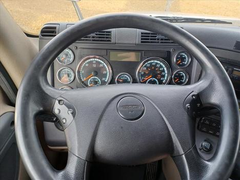 USED 2015 FREIGHTLINER CASCADIA 125 TANDEM AXLE SLEEPER TRUCK #1254-5