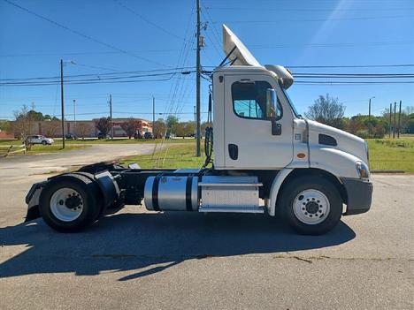 USED 2016 FREIGHTLINER CASCADIA 113 SINGLE AXLE DAYCAB TRUCK #1285-4
