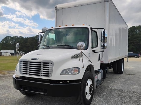 2019 FREIGHTLINER M2 106 Box Van Truck
