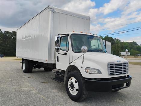 2019 FREIGHTLINER M2 106 Box Van Truck #1317 2019 FREIGHTLINER M2 106 Box Van Truck #1317