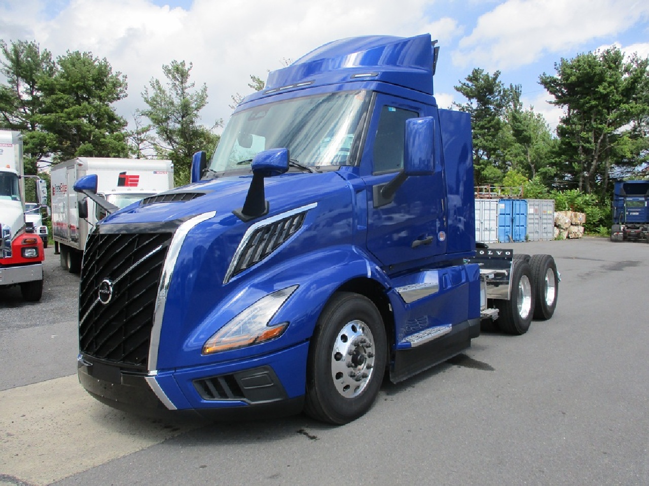 2026 VOLVO VNL64T300 TANDEM AXLE DAYCAB FOR SALE #2008