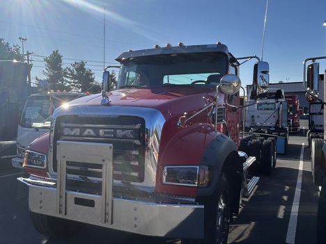 2026-mack-granite-64f-cab-chassis-truck #2128
