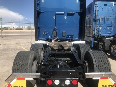USED 2015 KENWORTH T680 SLEEPER TRUCK #10897-3