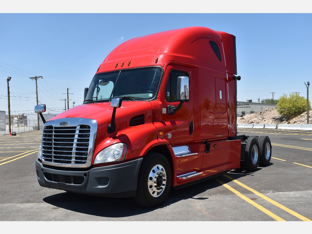 2017 FREIGHTLINER Cascadia 113 Sleeper #11430