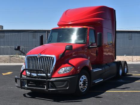 USED 2019 INTERNATIONAL LT625 SLEEPER TRUCK #11452-1