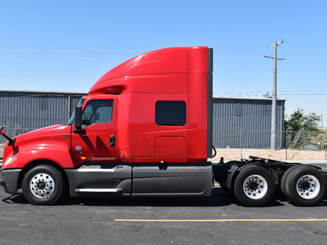USED 2019 INTERNATIONAL LT625 SLEEPER TRUCK #11452-2