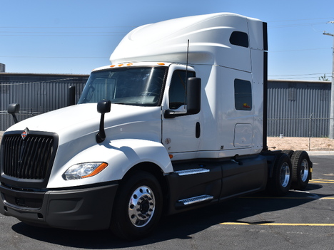 USED 2019 INTERNATIONAL LT 625 SLEEPER TRUCK #11456-1